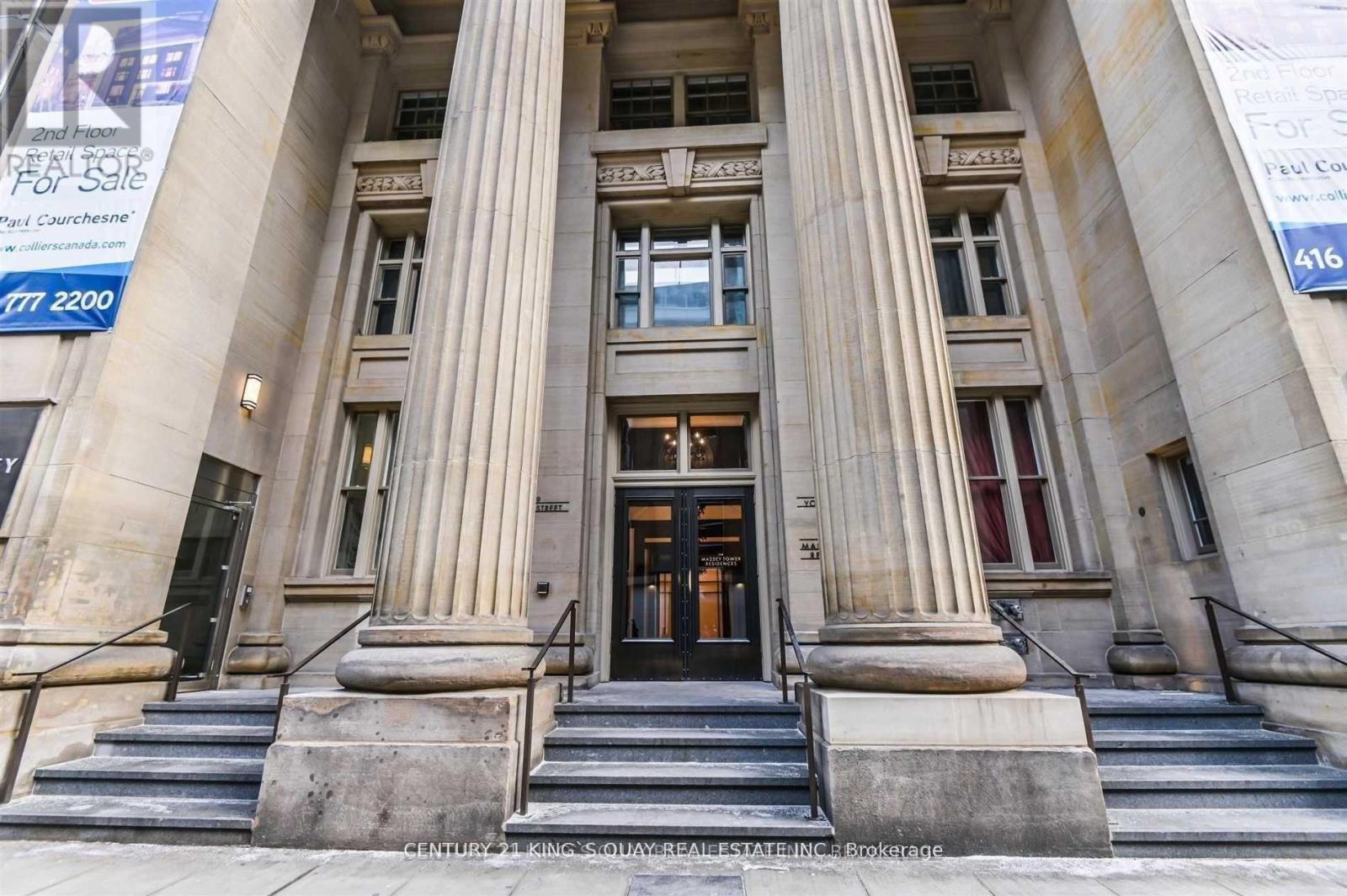 1706 - 197 Yonge Street, Toronto, ON - Photo Showing Other Room