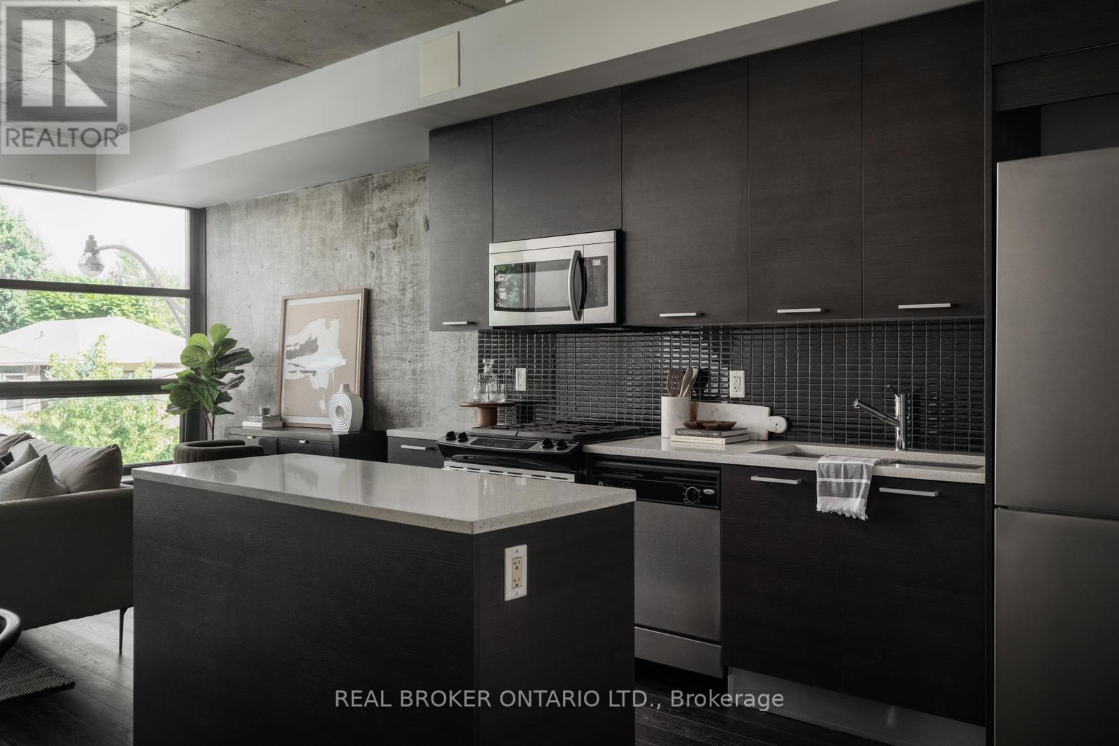202 - 90 Broadview Avenue, Toronto, ON - Indoor Photo Showing Kitchen With Upgraded Kitchen