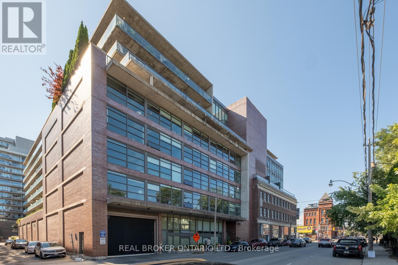 202 - 90 Broadview Avenue, Toronto, ON - Outdoor