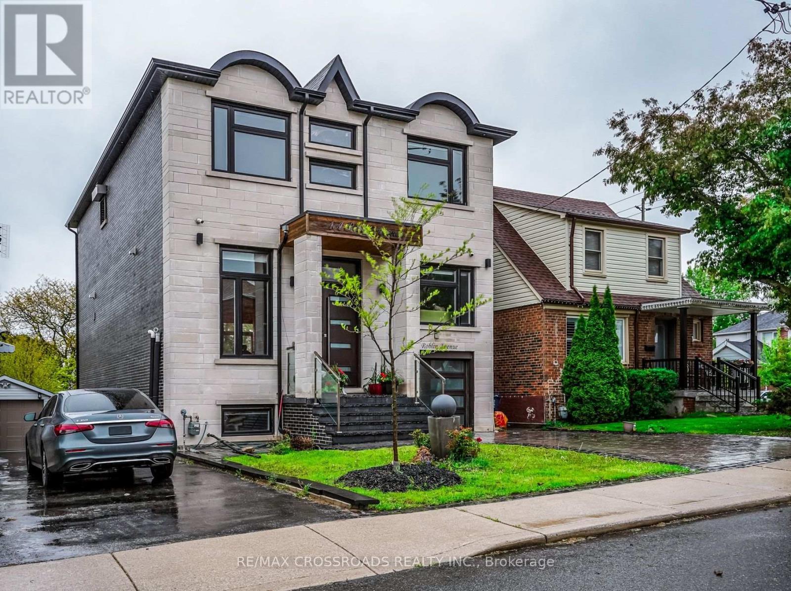 1A Roblin Avenue, Toronto, ON - Outdoor With Facade