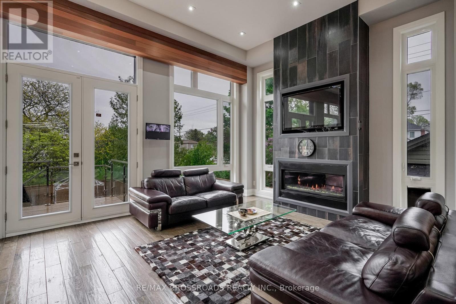 1A Roblin Avenue, Toronto, ON - Indoor Photo Showing Living Room With Fireplace