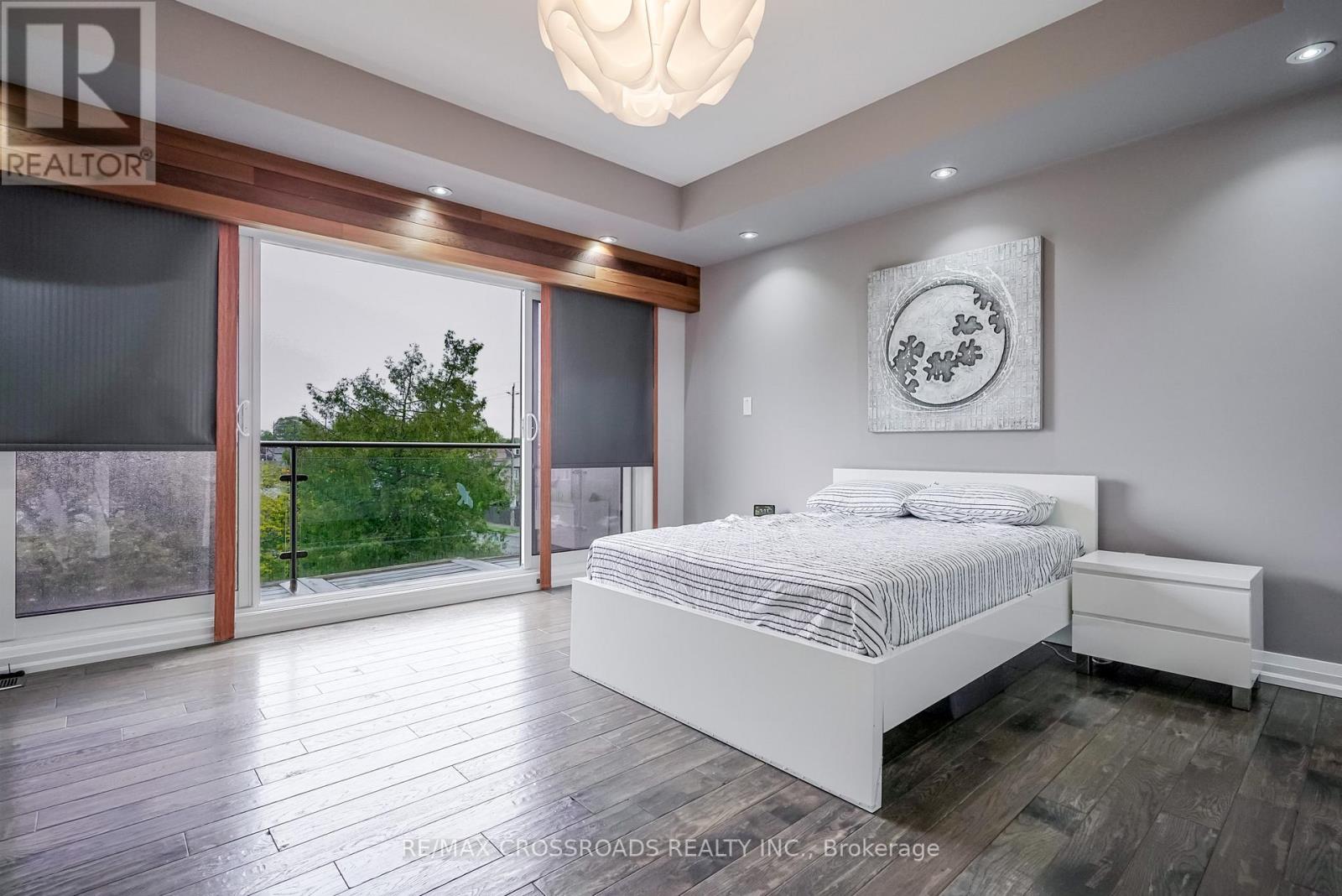 1A Roblin Avenue, Toronto, ON - Indoor Photo Showing Bedroom