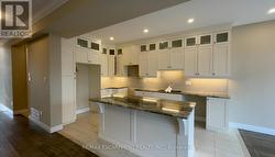 KITCHEN -