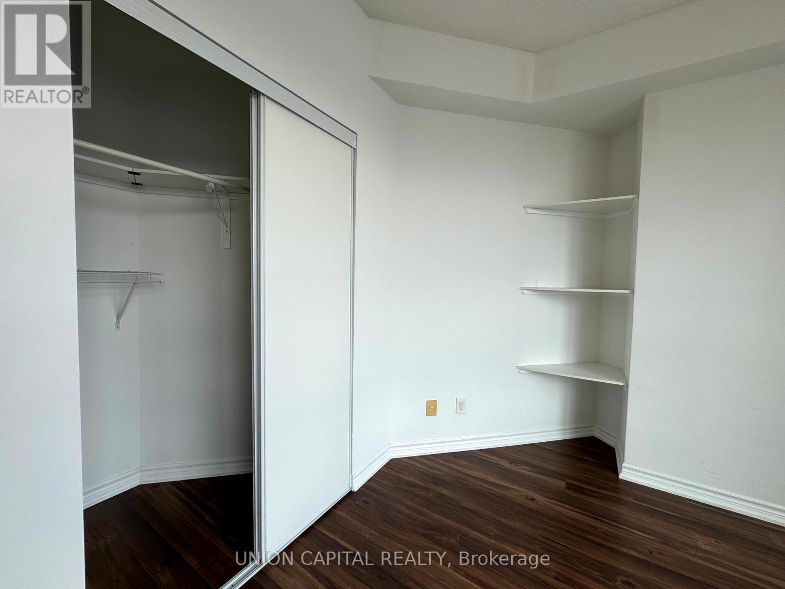 217 - 8323 Kennedy Road, Markham, ON - Indoor Photo Showing Other Room