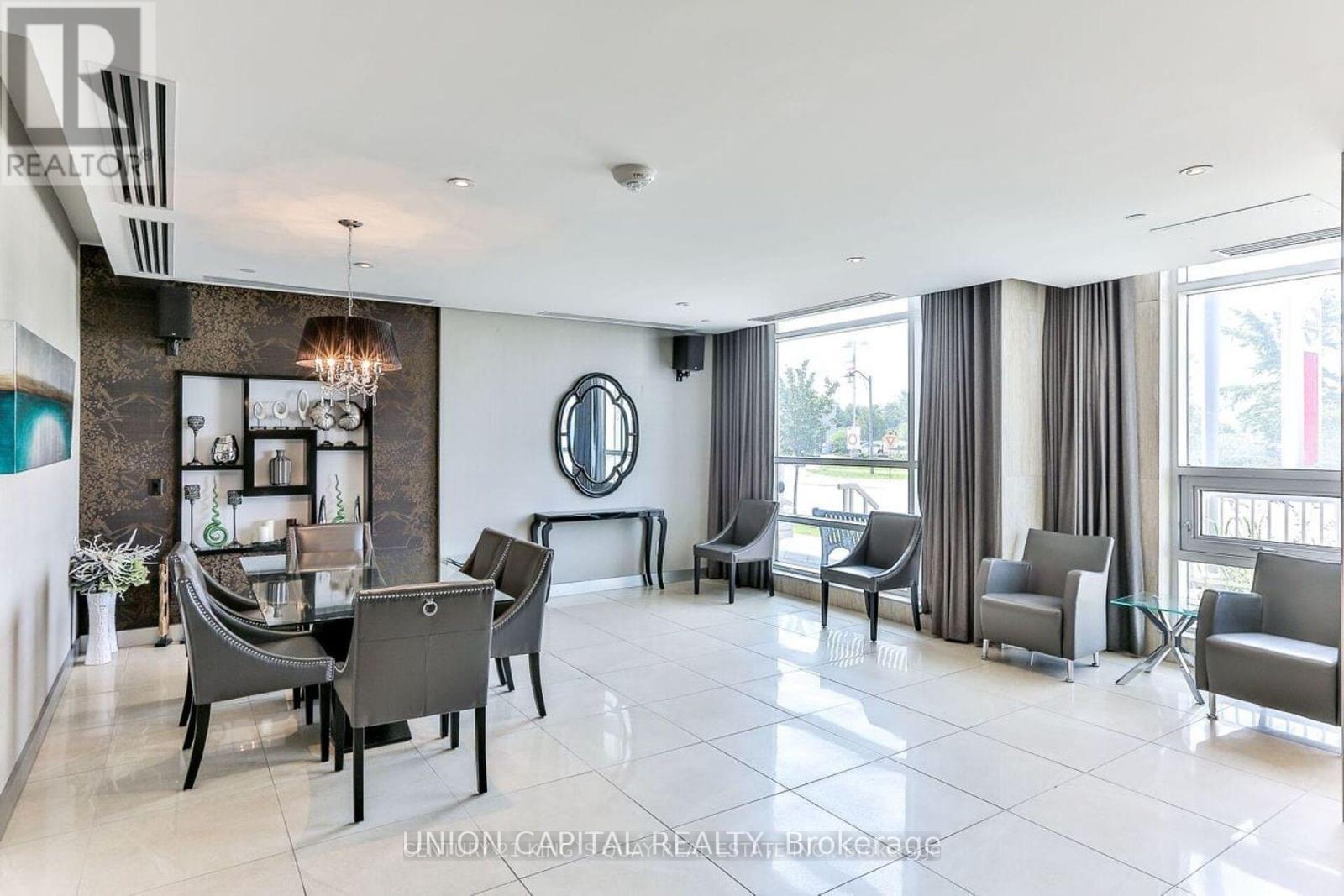 217 - 8323 Kennedy Road, Markham, ON - Indoor Photo Showing Dining Room