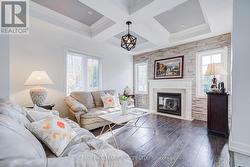 8 GLENDOWER CRESCENT Georgina, ON L4P 0A5