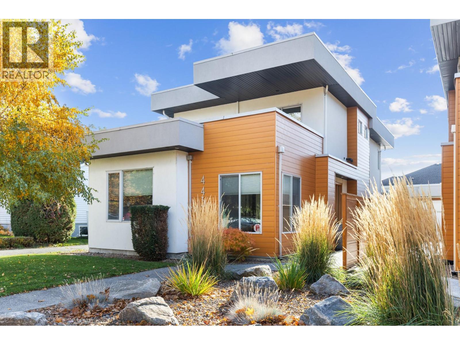 443 Christleton Avenue, Kelowna, BC - Outdoor