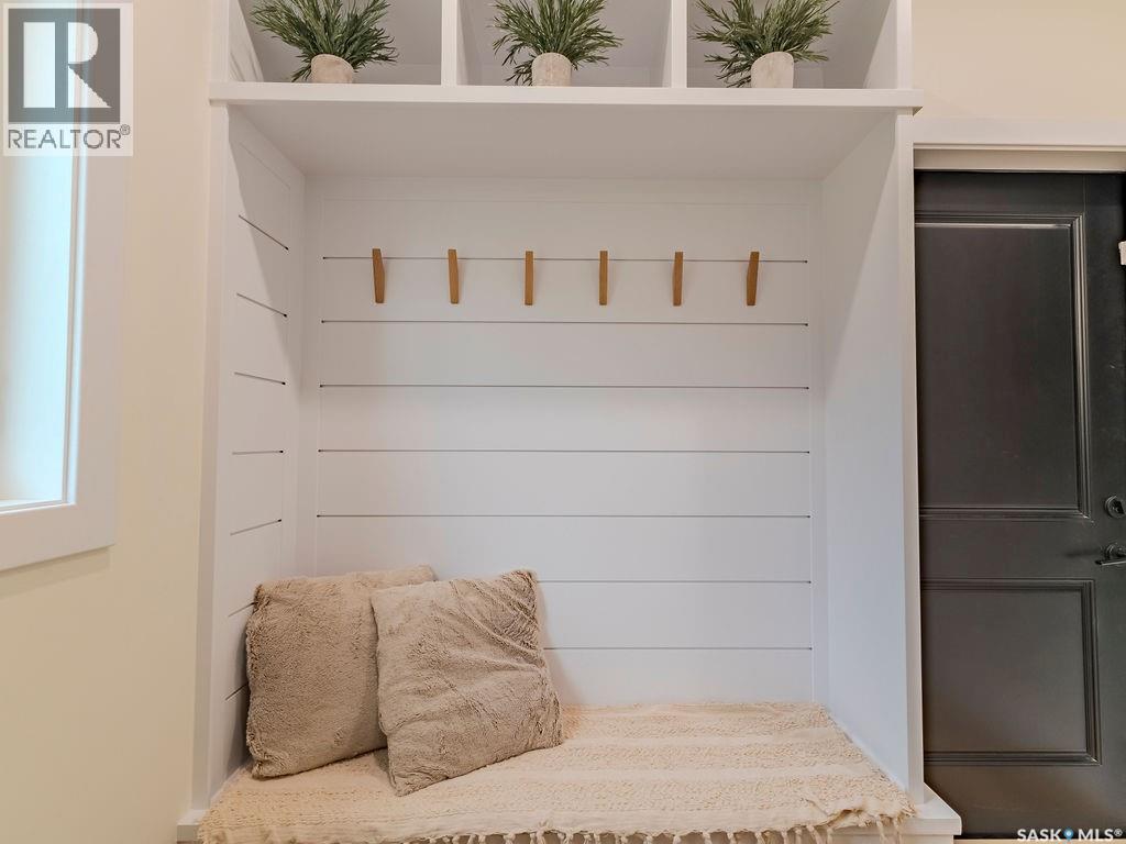 6 Neis Access Road, Lakeland Rm No. 521, SK - Indoor