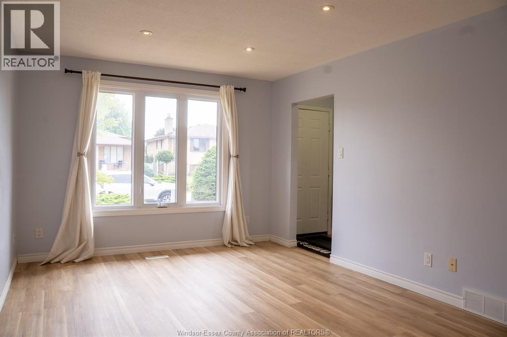 56 Quail Ridge Crescent, London, ON - Indoor Photo Showing Other Room