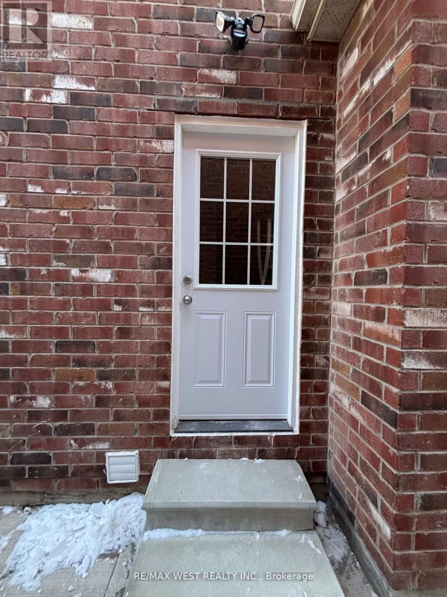 Basement Unit - 7 Locomotive Crescent, Brampton, ON - Outdoor With Exterior