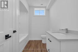 4-pc bathroom in basement -