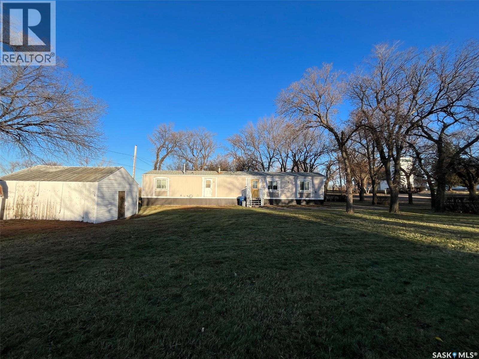 118 2 Avenue E, Lafleche, SK