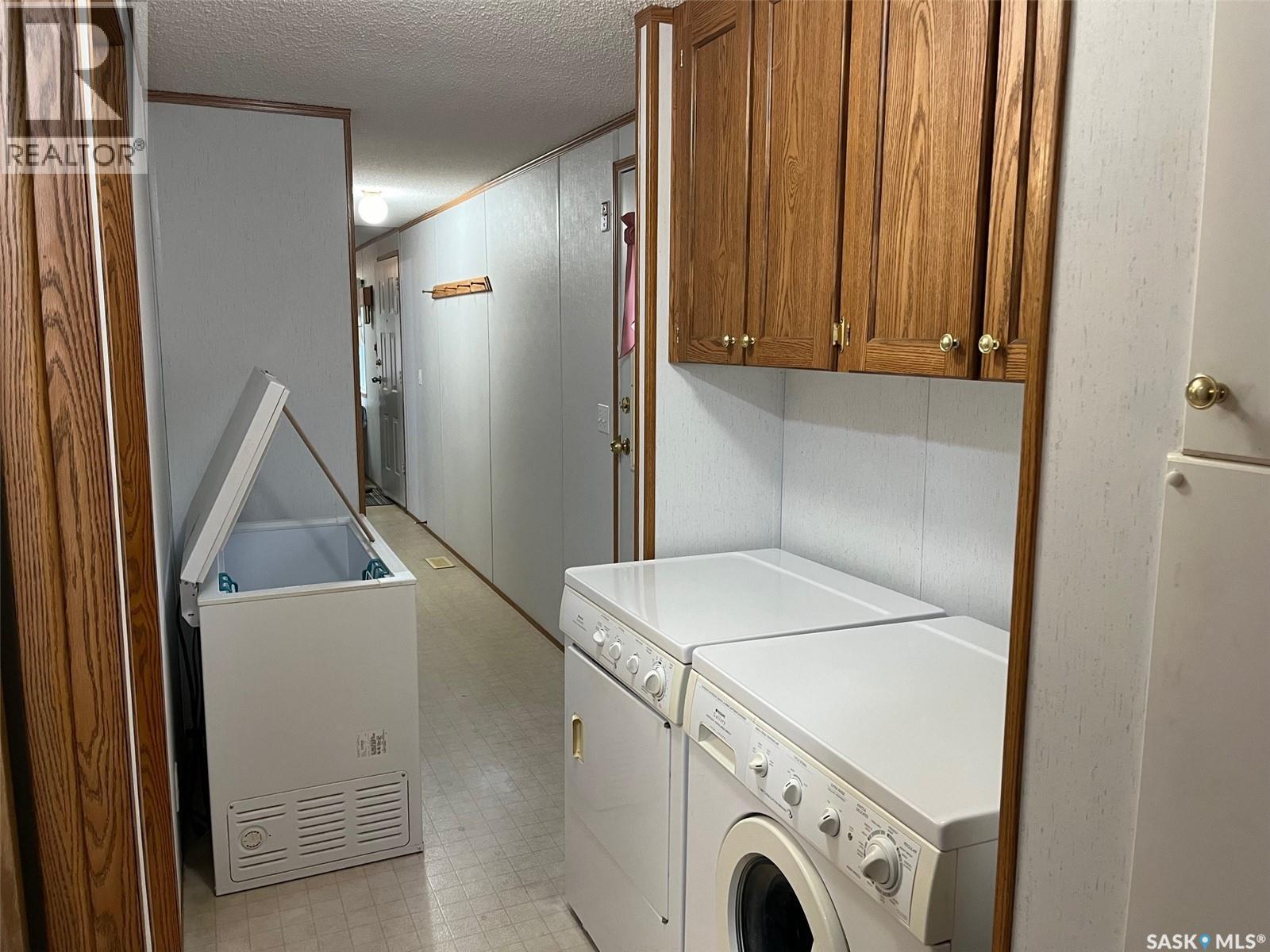 118 2 Avenue E, Lafleche, SK