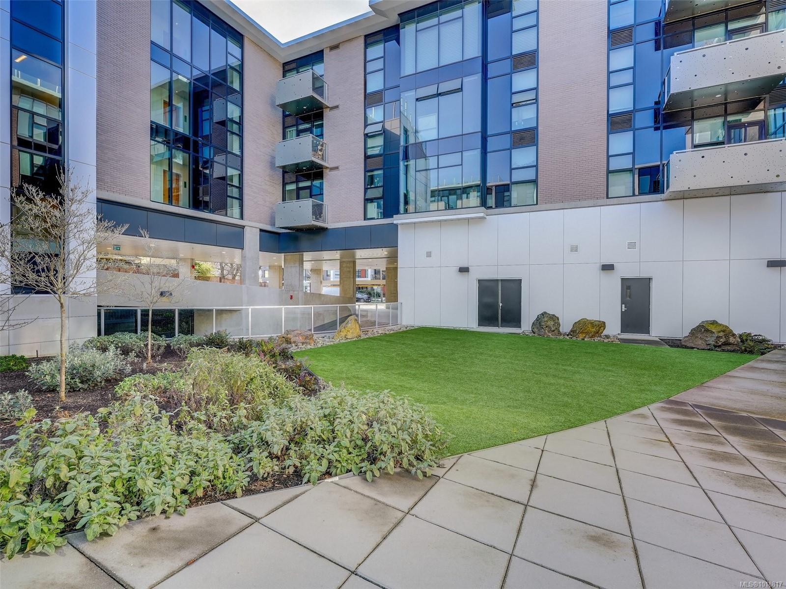 109-1105 Pandora Ave, Victoria, BC