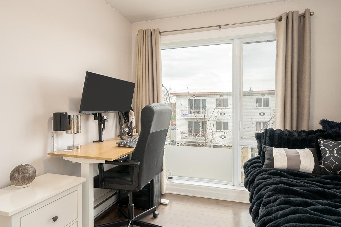 Chambre à coucher - 303-2560 Rue Bélanger, Montréal (Rosemont/La Petite-Patrie), QC - Indoor Photo Showing Office