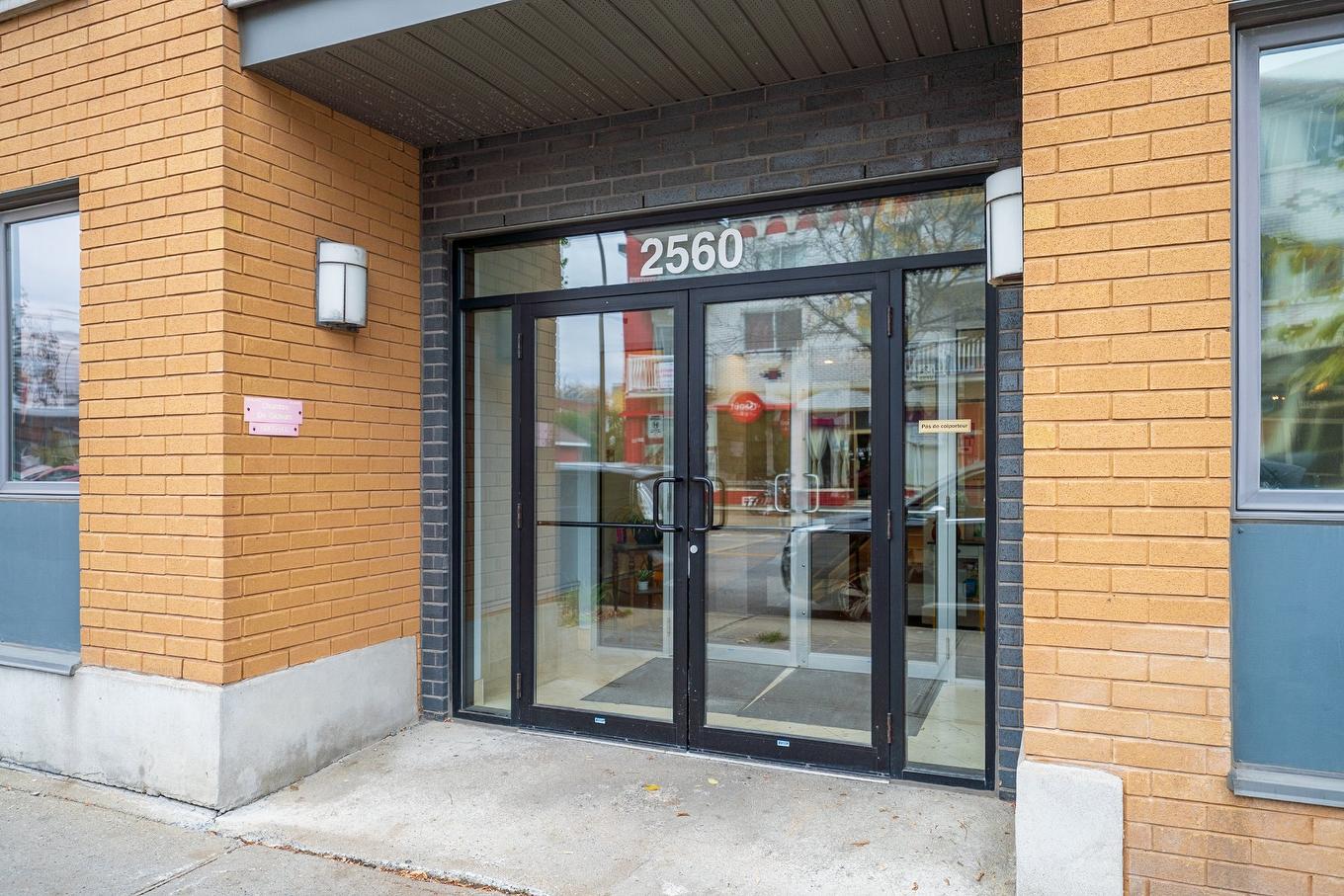 Façade - 303-2560 Rue Bélanger, Montréal (Rosemont/La Petite-Patrie), QC - Outdoor With Exterior