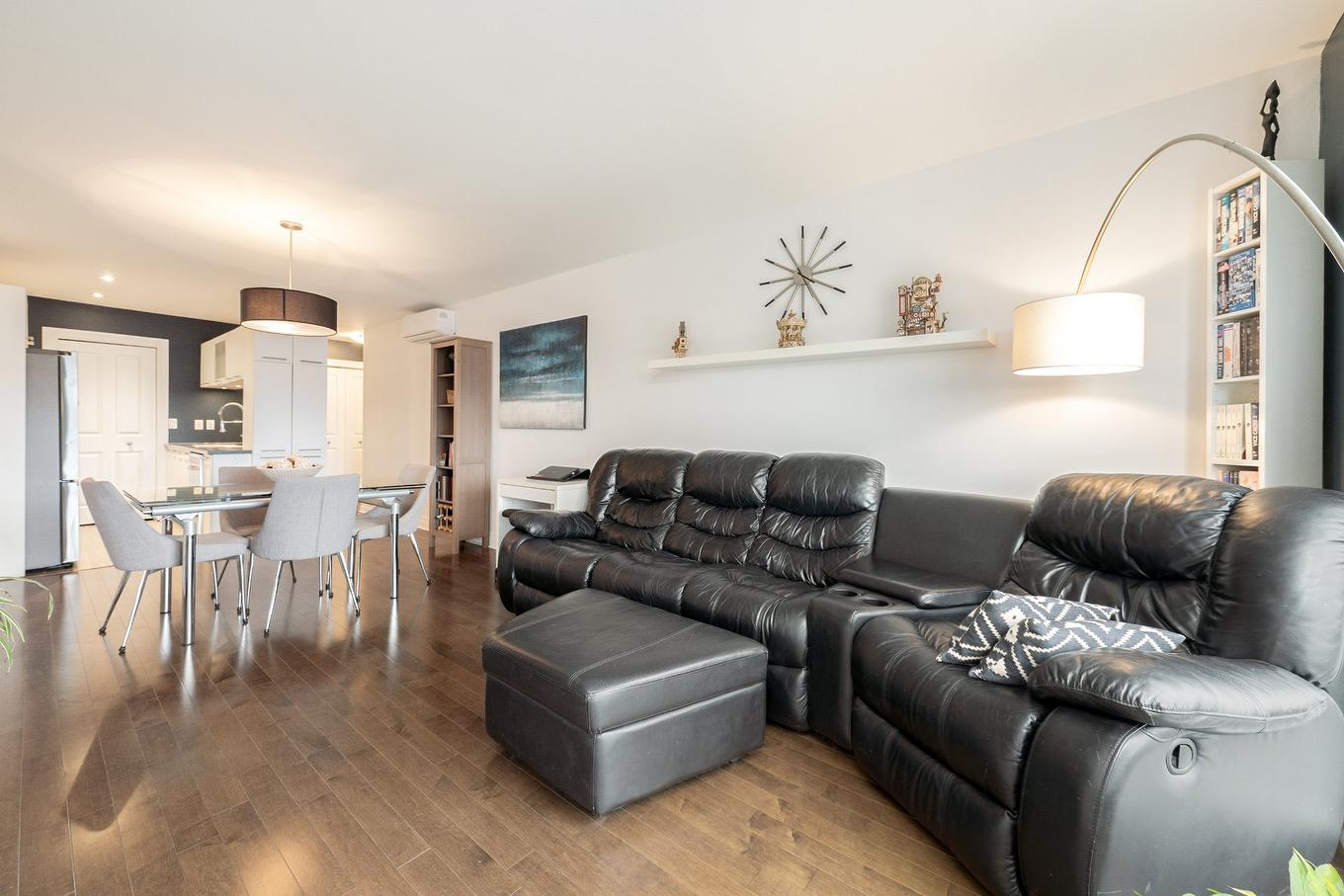 Vue d'ensemble - 303-2560 Rue Bélanger, Montréal (Rosemont/La Petite-Patrie), QC - Indoor Photo Showing Living Room