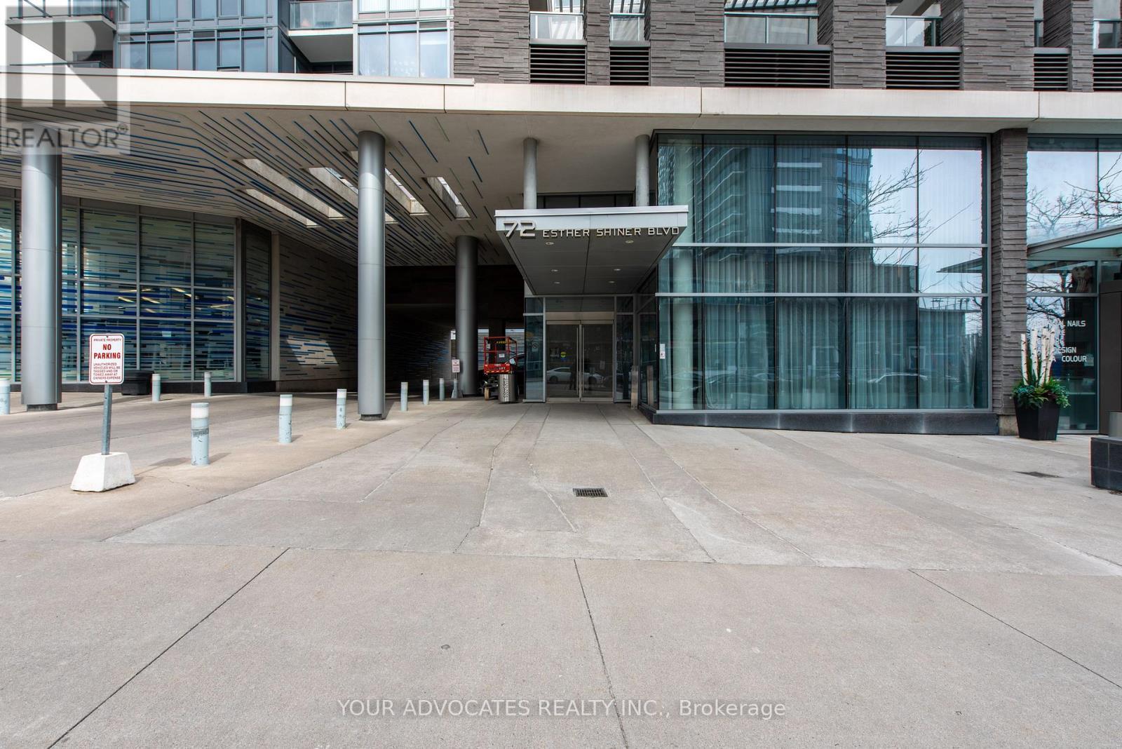 1205 - 72 Esther Shiner Boulevard, Toronto, ON - Outdoor With Balcony