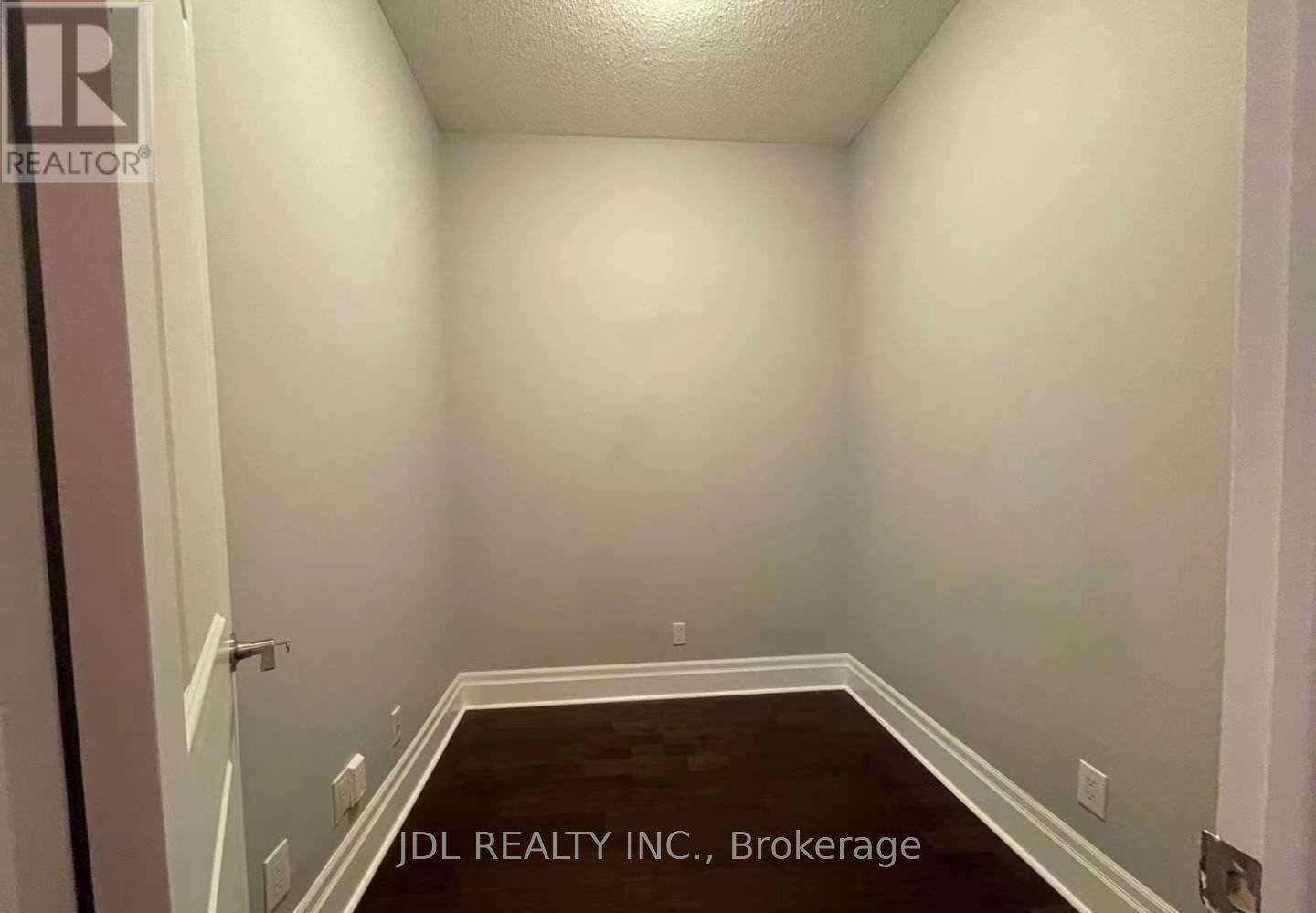 107 - 57 Upper Duke Crescent, Markham, ON - Indoor Photo Showing Other Room