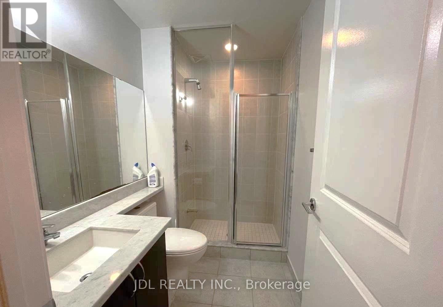 107 - 57 Upper Duke Crescent, Markham, ON - Indoor Photo Showing Bathroom