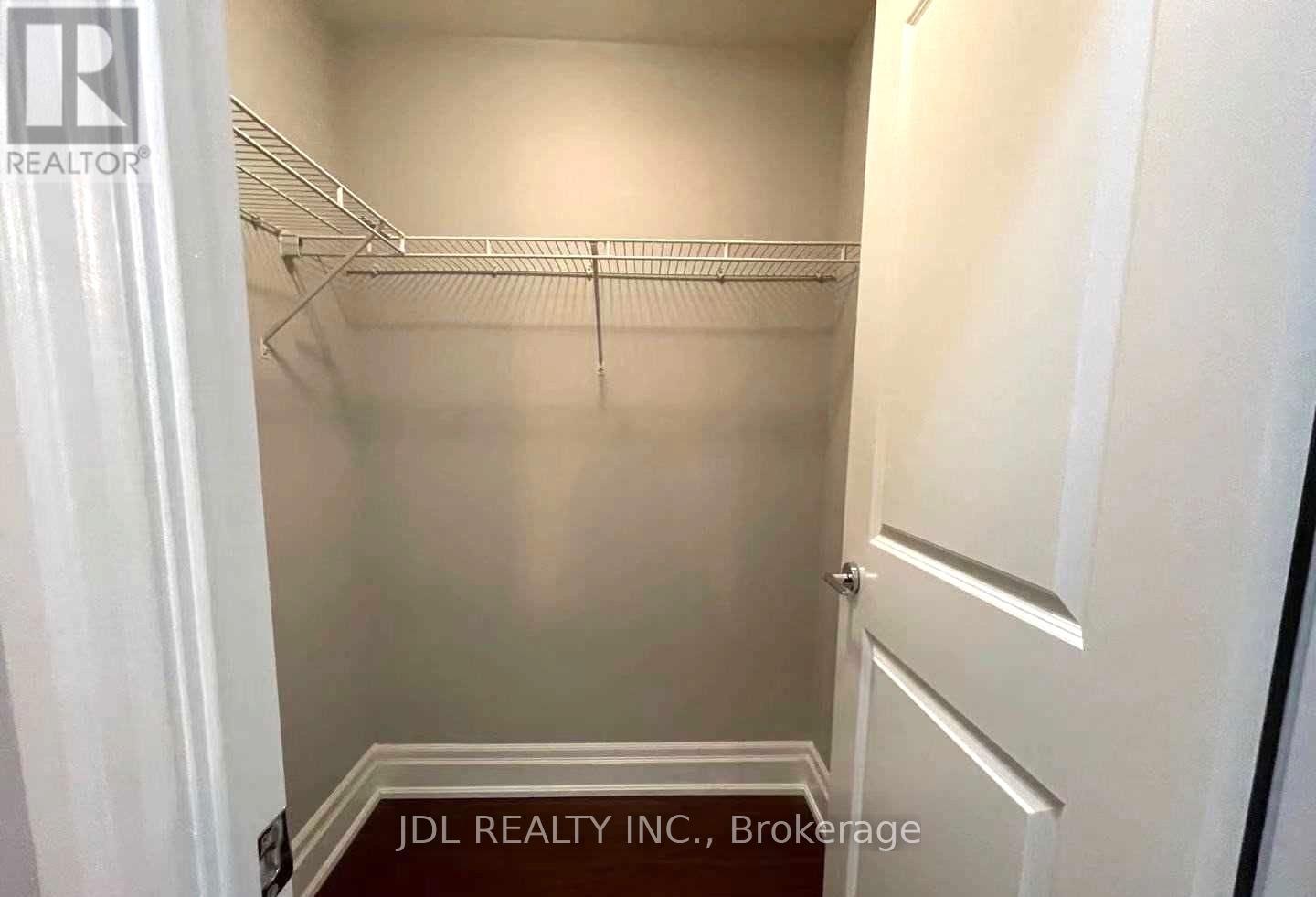 107 - 57 Upper Duke Crescent, Markham, ON - Indoor With Storage