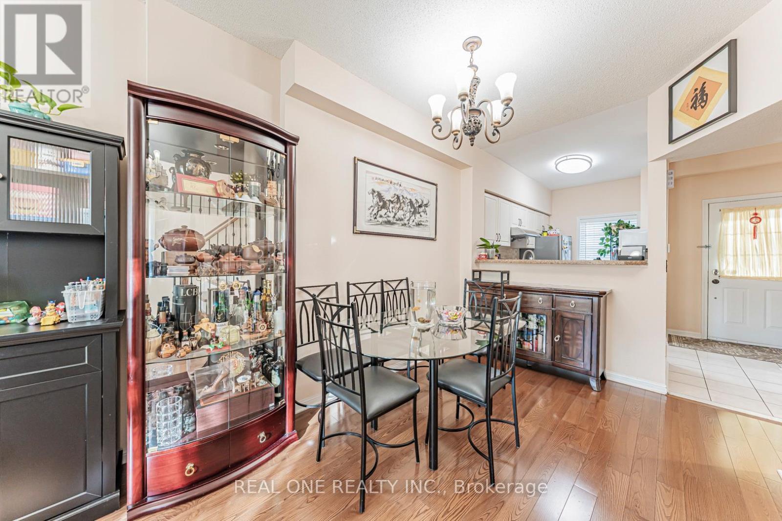 5 - 8 St Moritz Way, Markham, ON - Indoor Photo Showing Dining Room