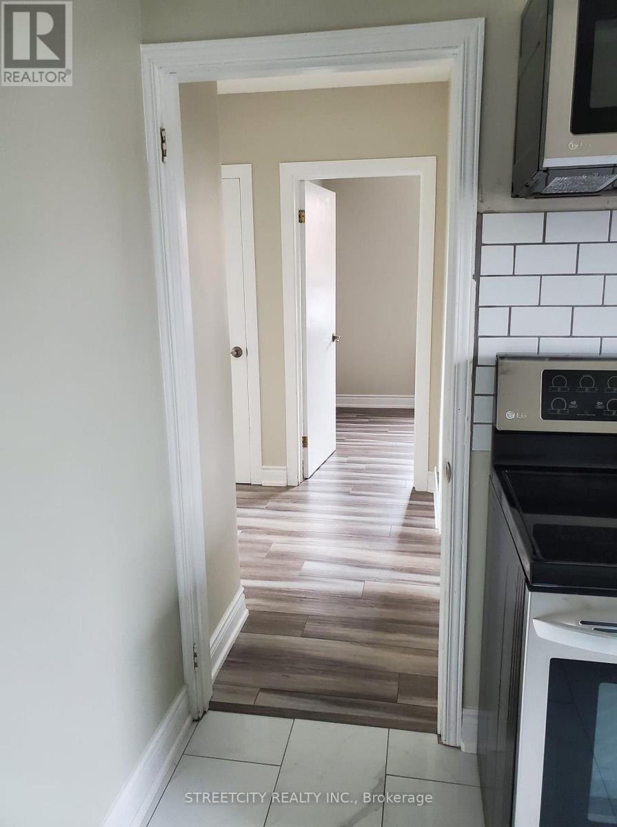 191 Broadway Street, Mississauga, ON - Indoor