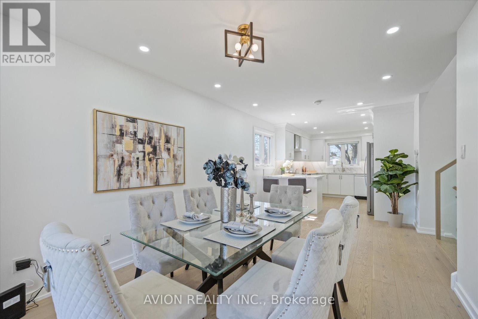 1397 Highgate Court, Oakville, ON - Indoor Photo Showing Dining Room