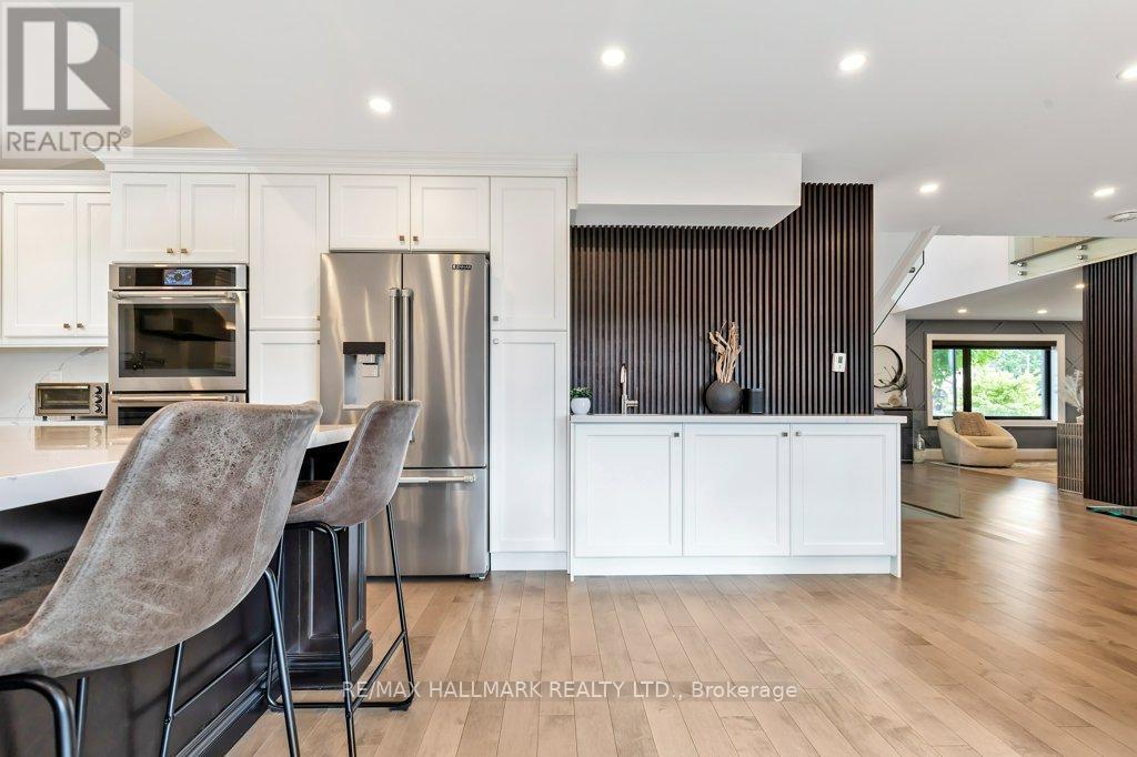 3 Averdon Crescent, Toronto, ON - Indoor Photo Showing Kitchen