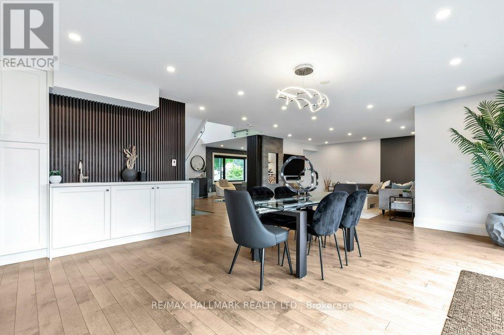 3 Averdon Crescent, Toronto, ON - Indoor