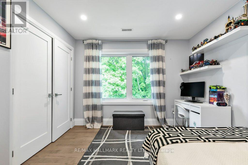 3 Averdon Crescent, Toronto, ON - Indoor