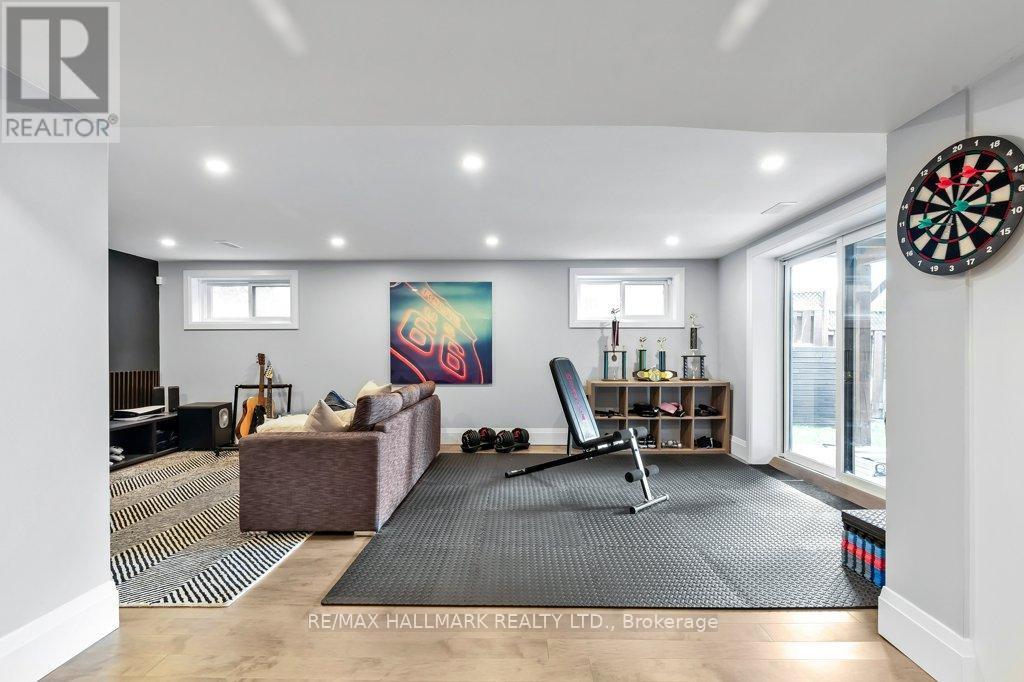 3 Averdon Crescent, Toronto, ON - Indoor