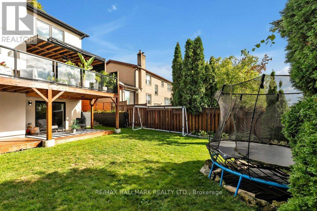 3 Averdon Crescent, Toronto, ON - Outdoor With Deck Patio Veranda