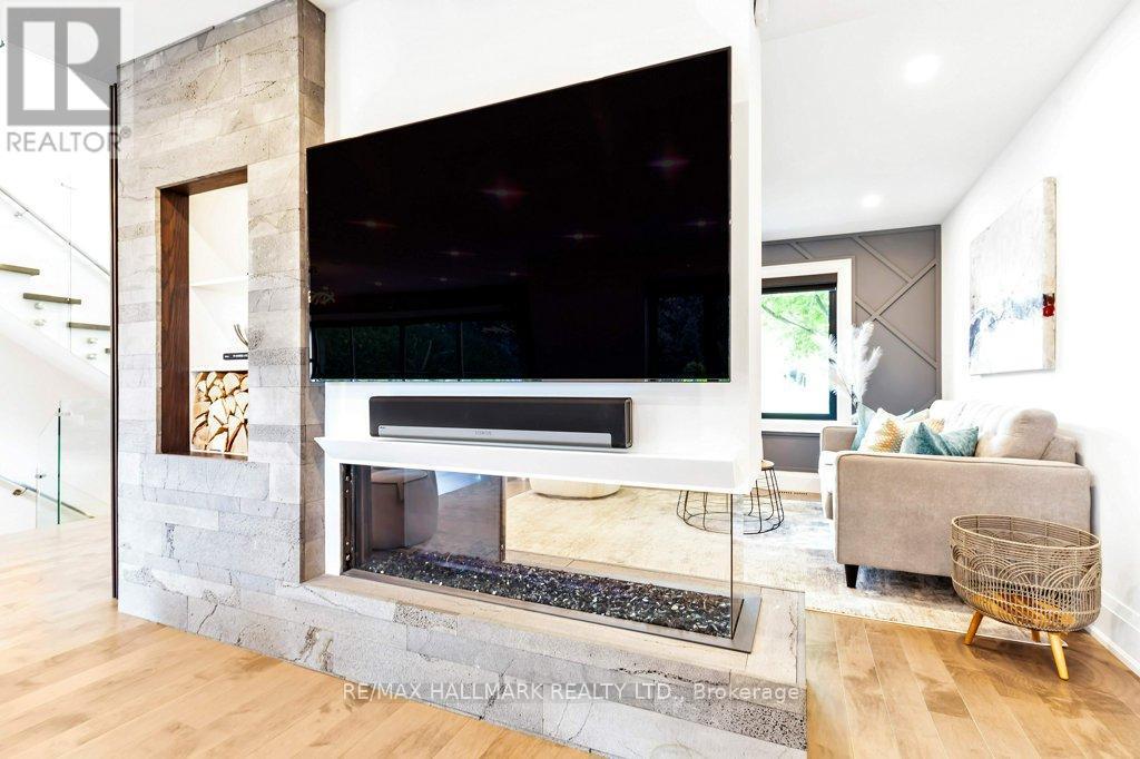 3 Averdon Crescent, Toronto, ON - Indoor