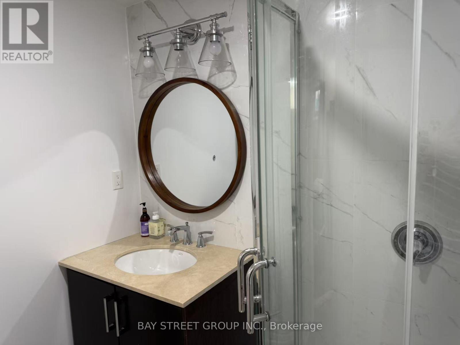 Bsmt-4 Robinson Street, Markham, ON - Indoor Photo Showing Bathroom