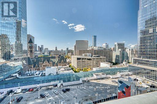1510 - 197 Yonge Street, Toronto, ON - Outdoor With View