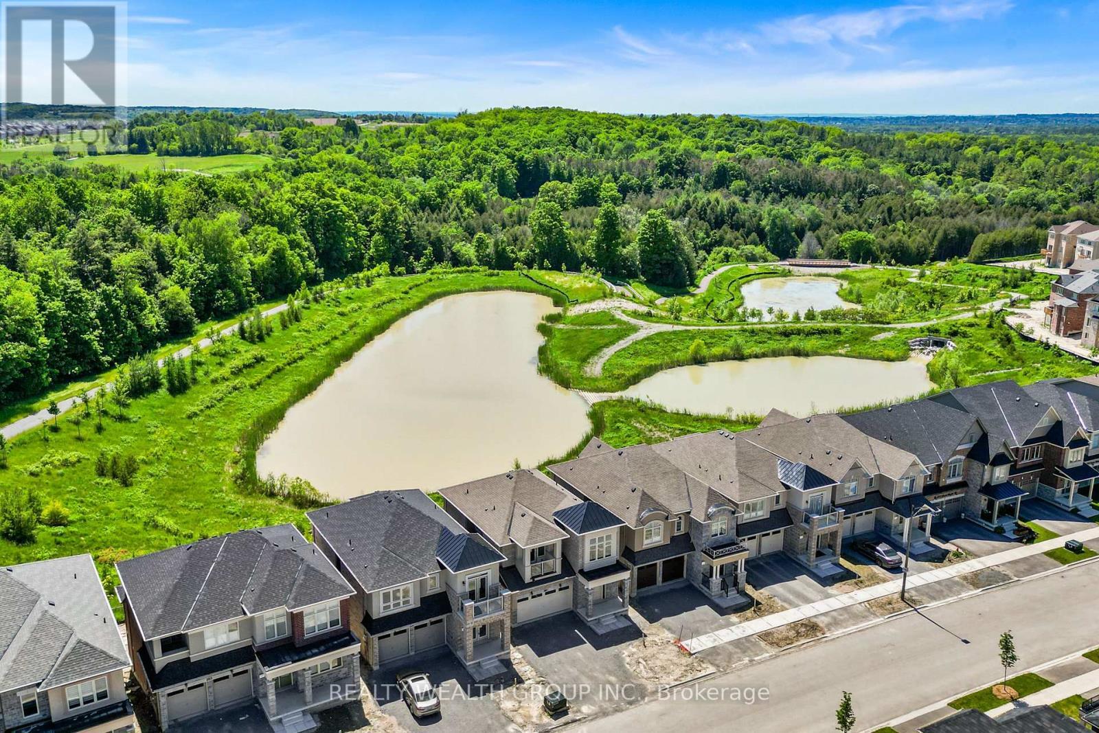 261 Seaview Heights, East Gwillimbury, ON - Outdoor With View
