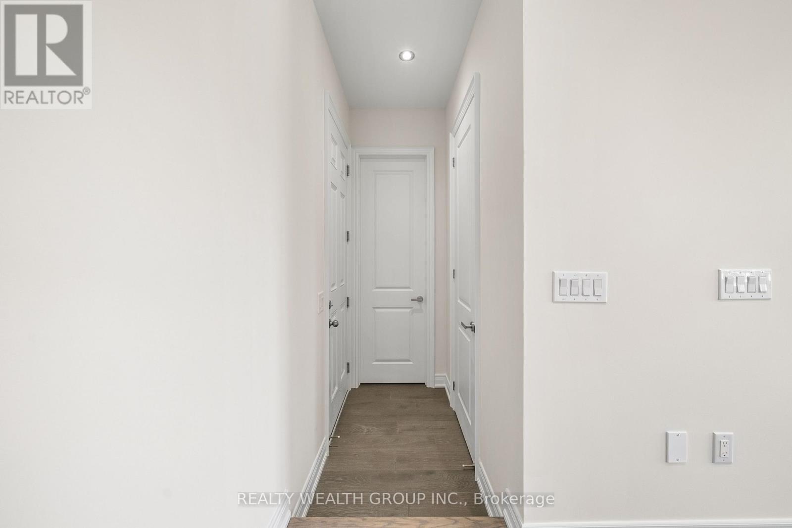 261 Seaview Heights, East Gwillimbury, ON - Indoor Photo Showing Other Room