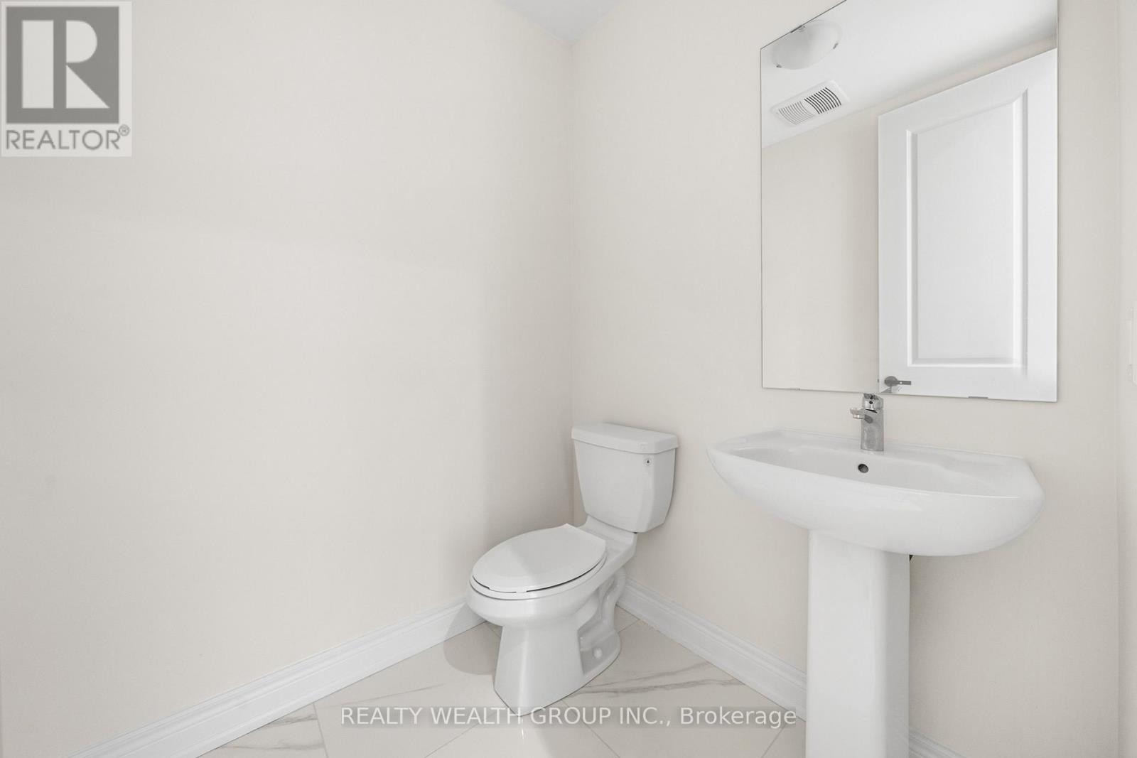 261 Seaview Heights, East Gwillimbury, ON - Indoor Photo Showing Bathroom