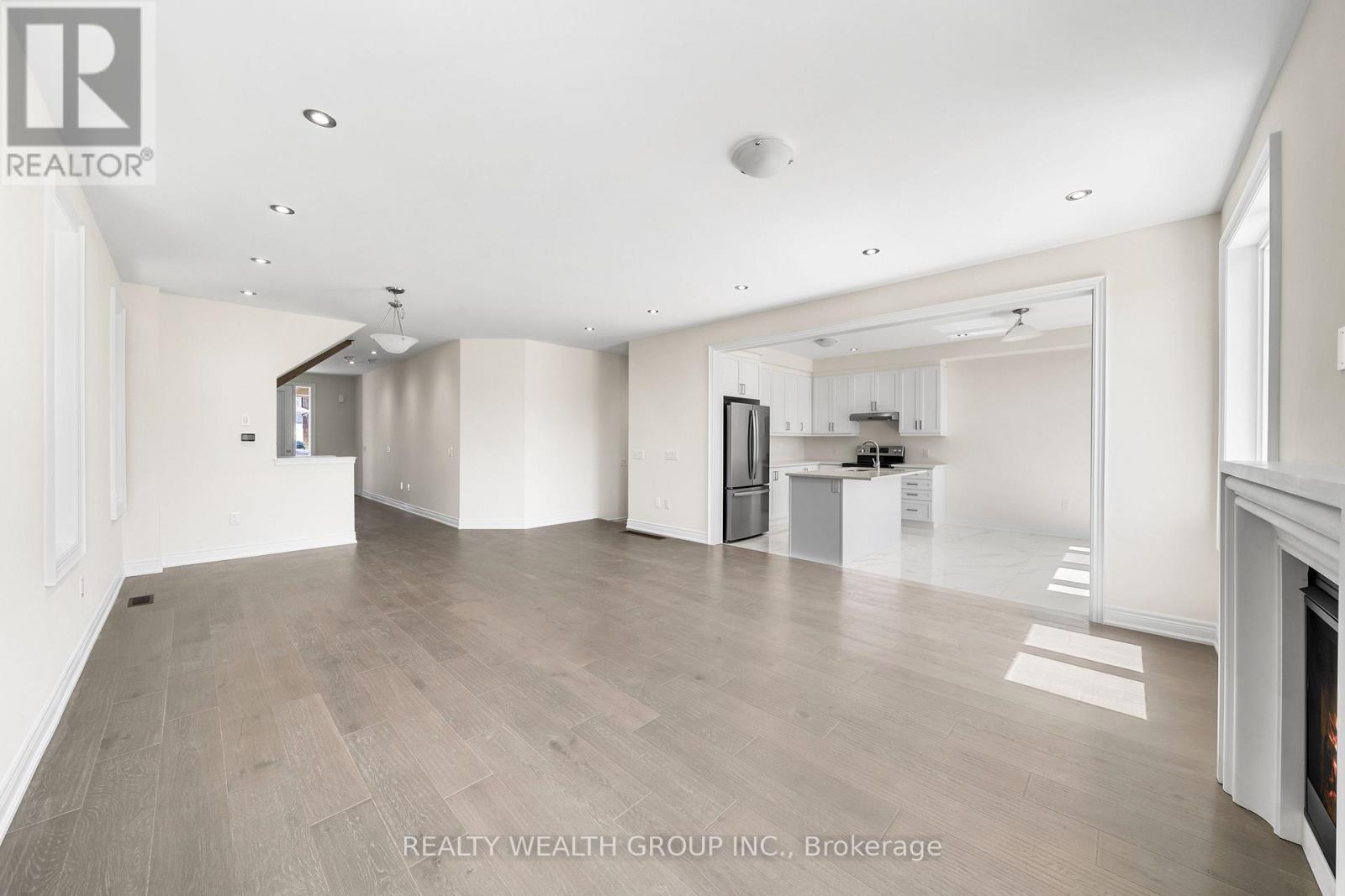 261 Seaview Heights, East Gwillimbury, ON - Indoor