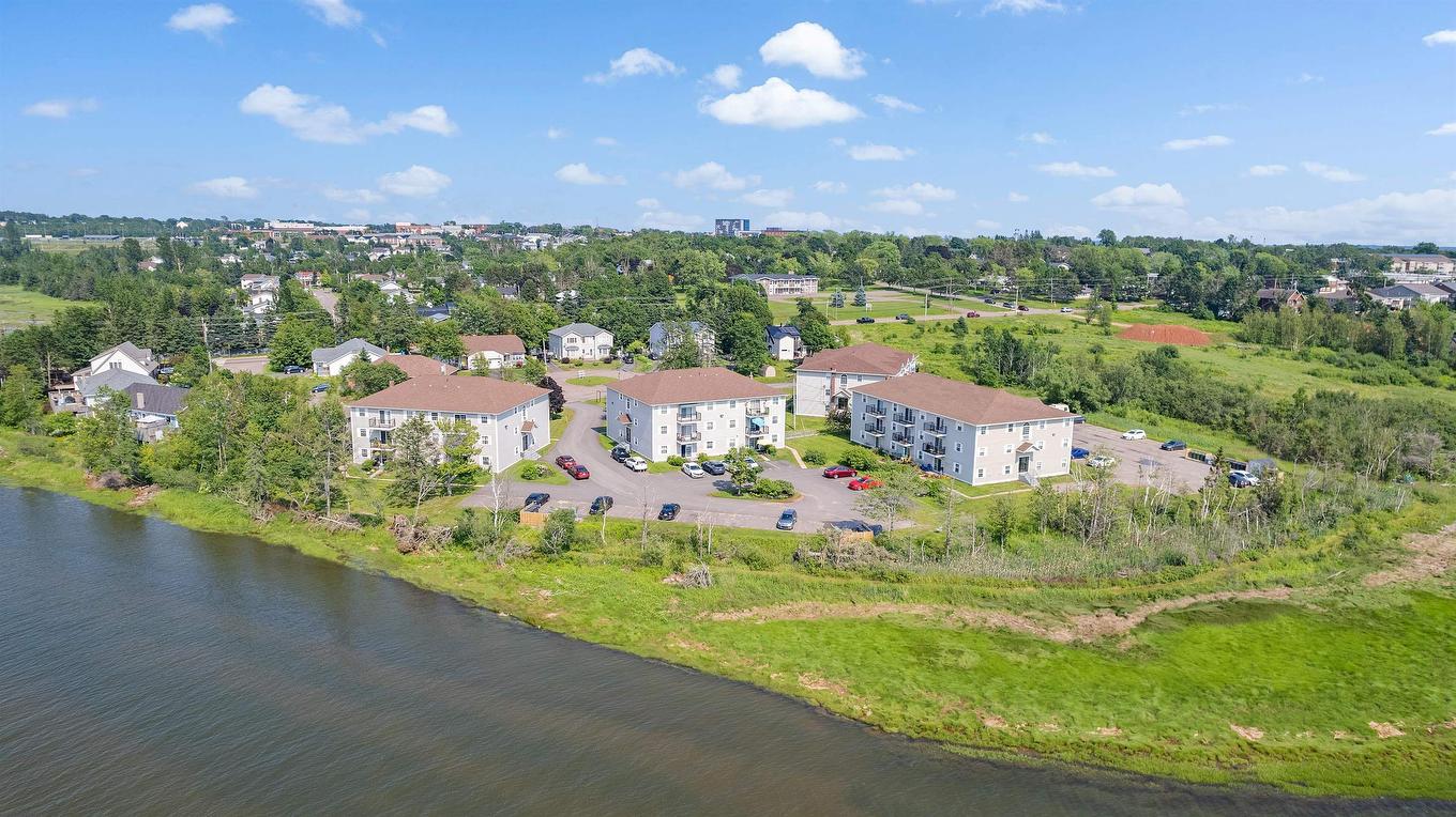 7 24 Waterview Heights, Charlottetown, PE