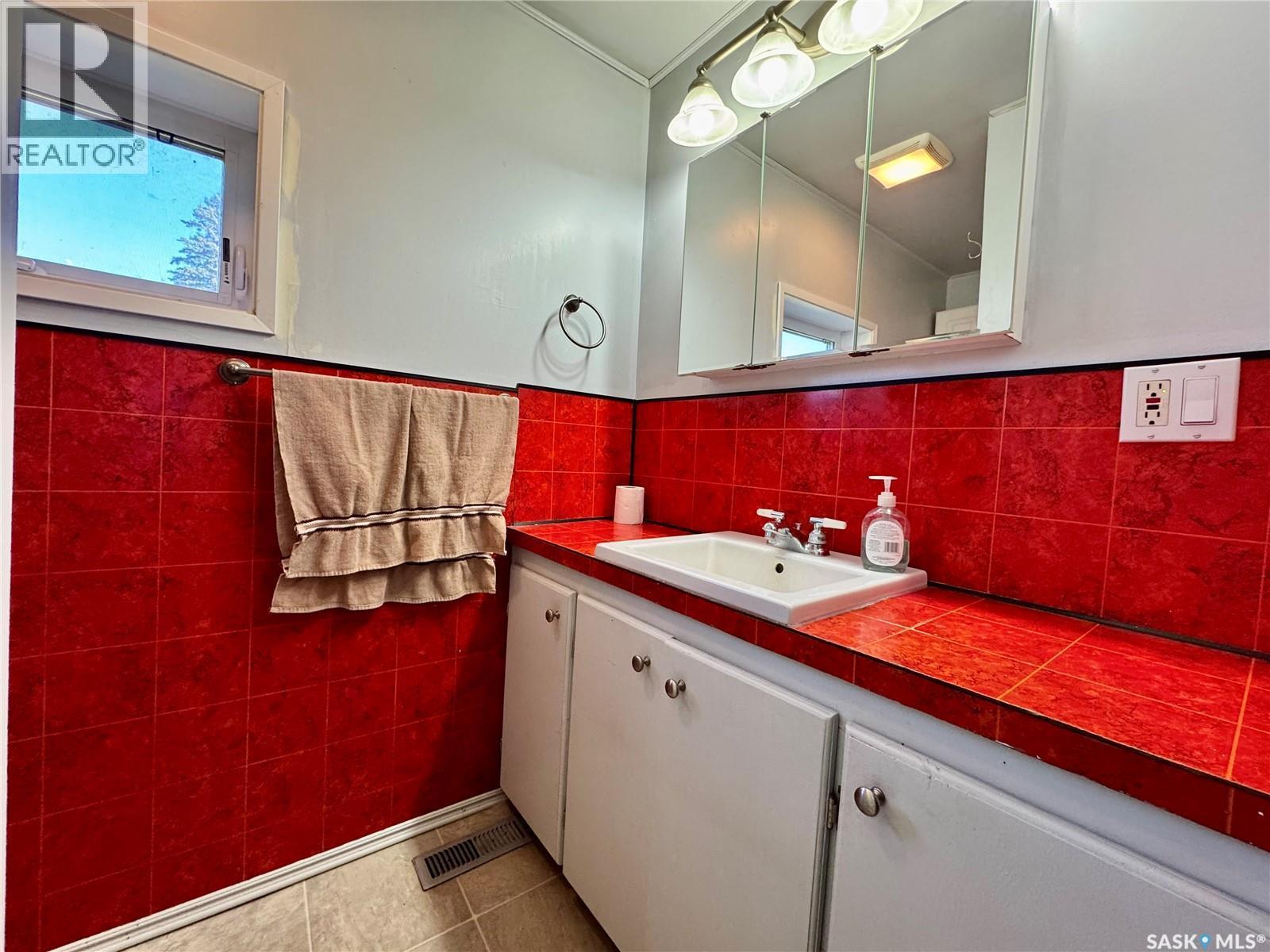 Neufeld Spalding Acreage, Spalding Rm No. 368, SK - Indoor Photo Showing Bathroom