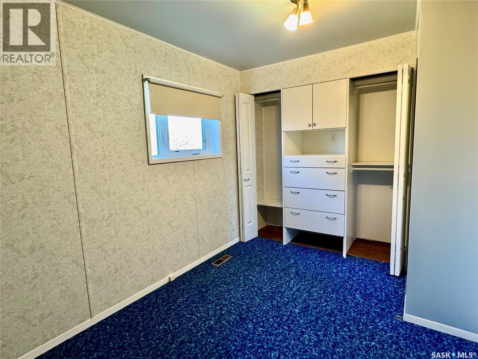 Neufeld Spalding Acreage, Spalding Rm No. 368, SK - Indoor