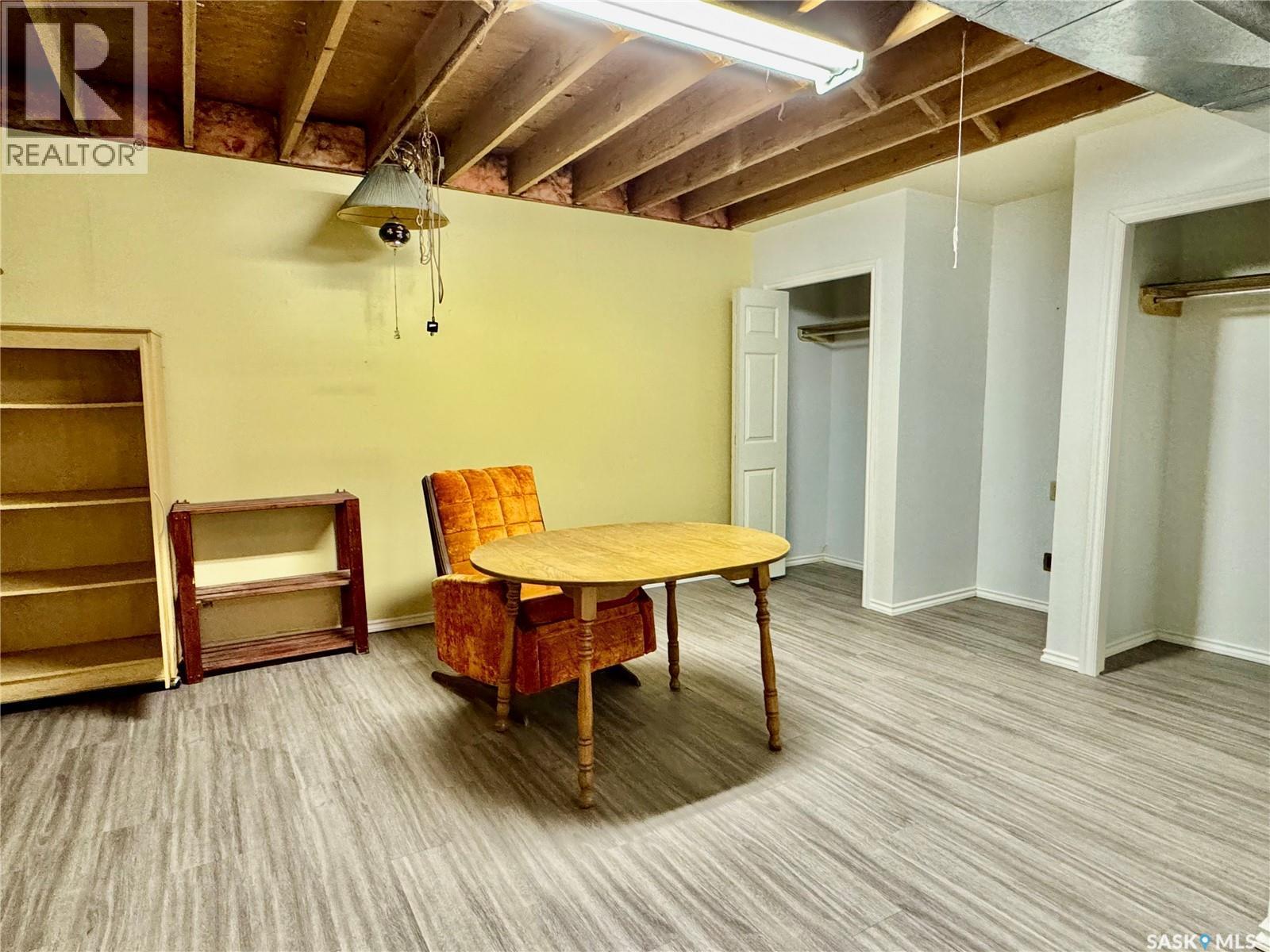 Neufeld Spalding Acreage, Spalding Rm No. 368, SK - Indoor