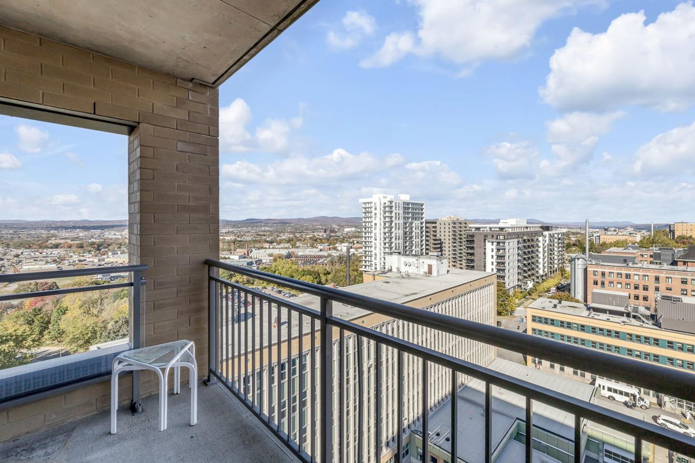 Veranda - 1102-1300 Ch. Ste-Foy, Québec (La Cité-Limoilou), QC - Outdoor With View