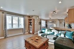 11 Rue Wing Saint-Jean-Sur-Richelieu, QC J2Y 1A5