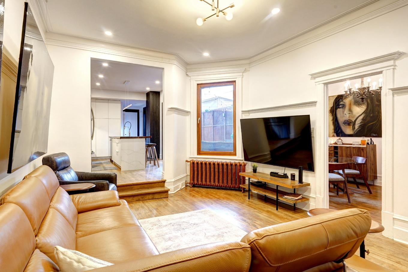 Salon - 4231 Rue Marquette, Montréal (Le Plateau-Mont-Royal), QC - Indoor Photo Showing Other Room