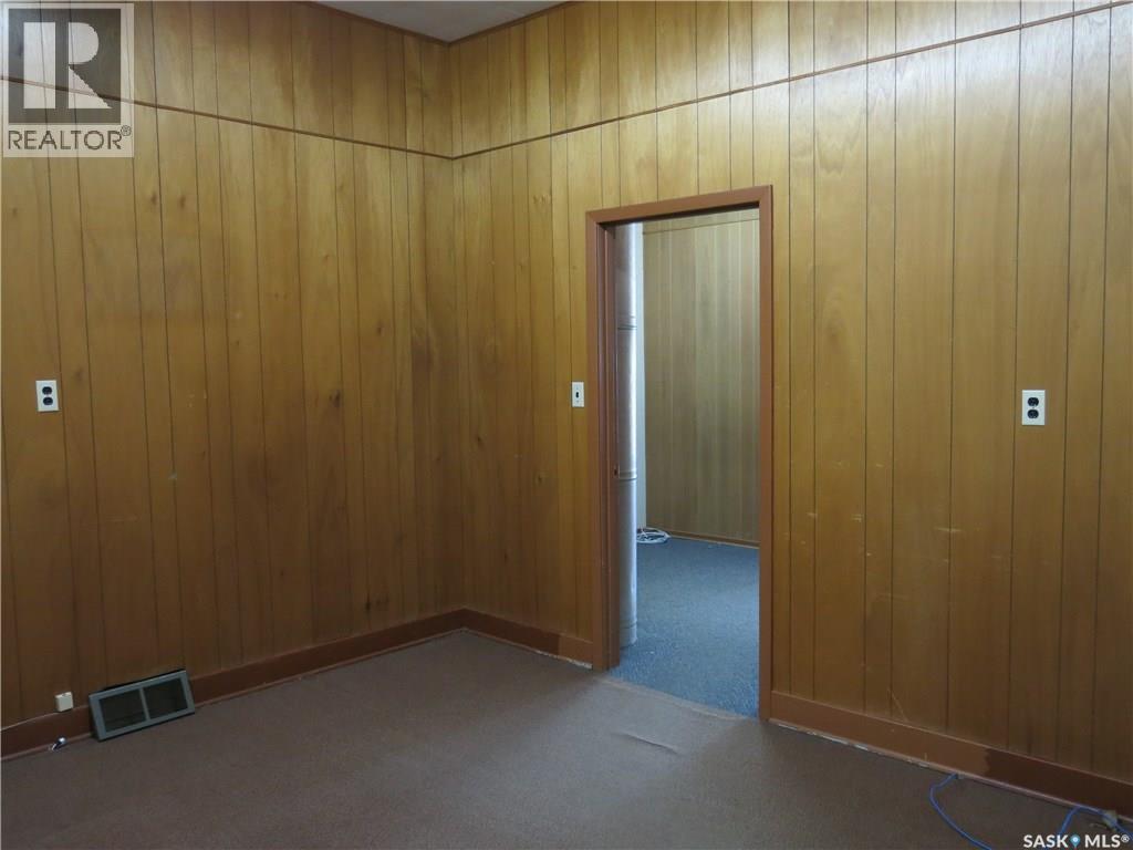 608 Main Street, Moosomin, SK