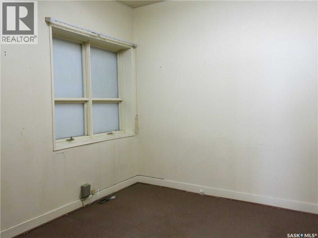 608 Main Street, Moosomin, SK