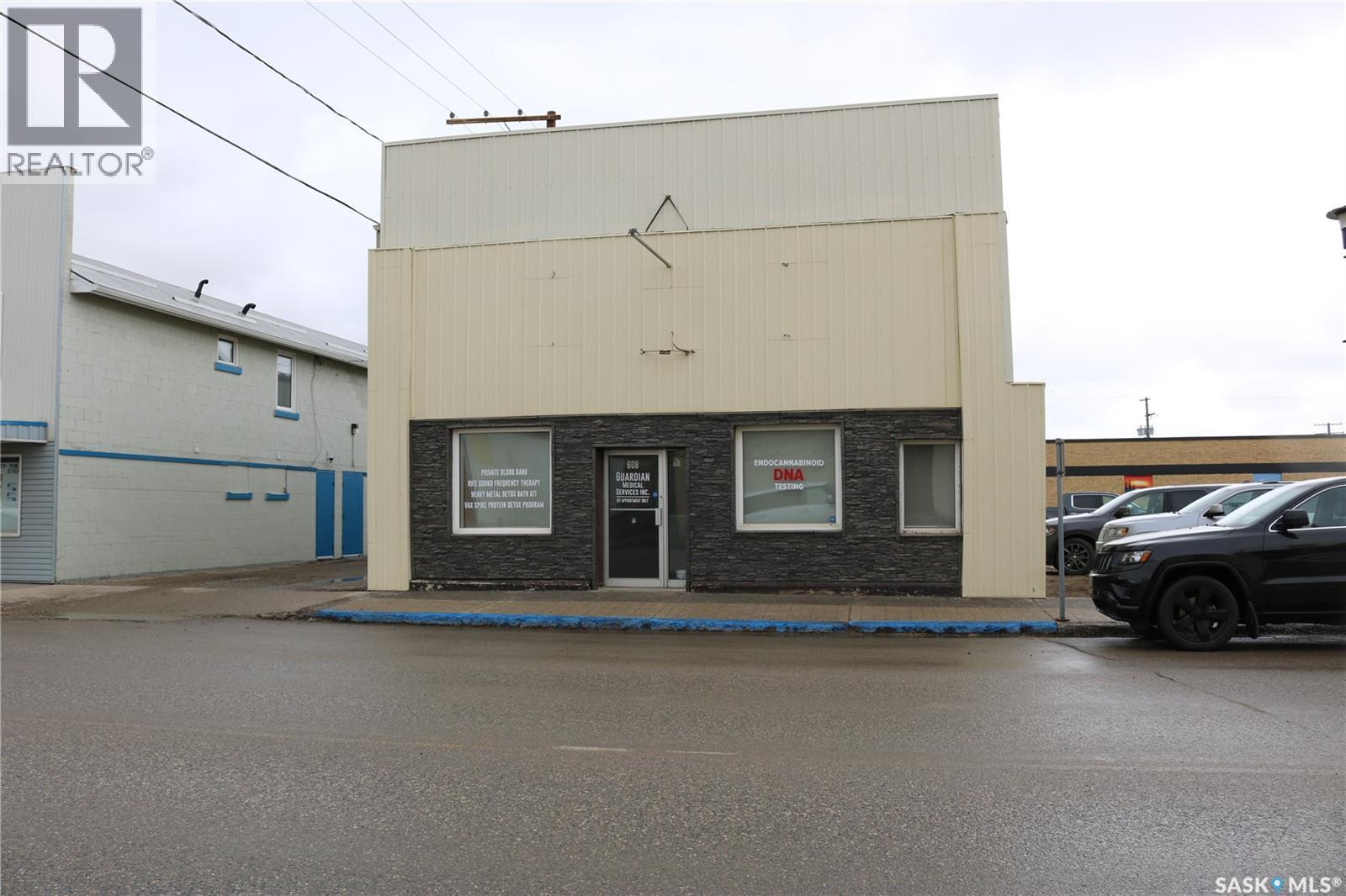 608 Main Street, Moosomin, SK